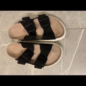 Papillio by Birkenstock platforms!